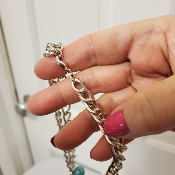 Charming Charlie Fashion Jewelry Necklace beaded and silvertone - Picture 5 of 5